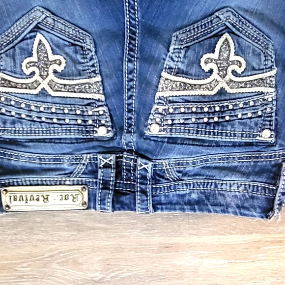 ROCK REVIVAL JEANS - Picture 1 of 3